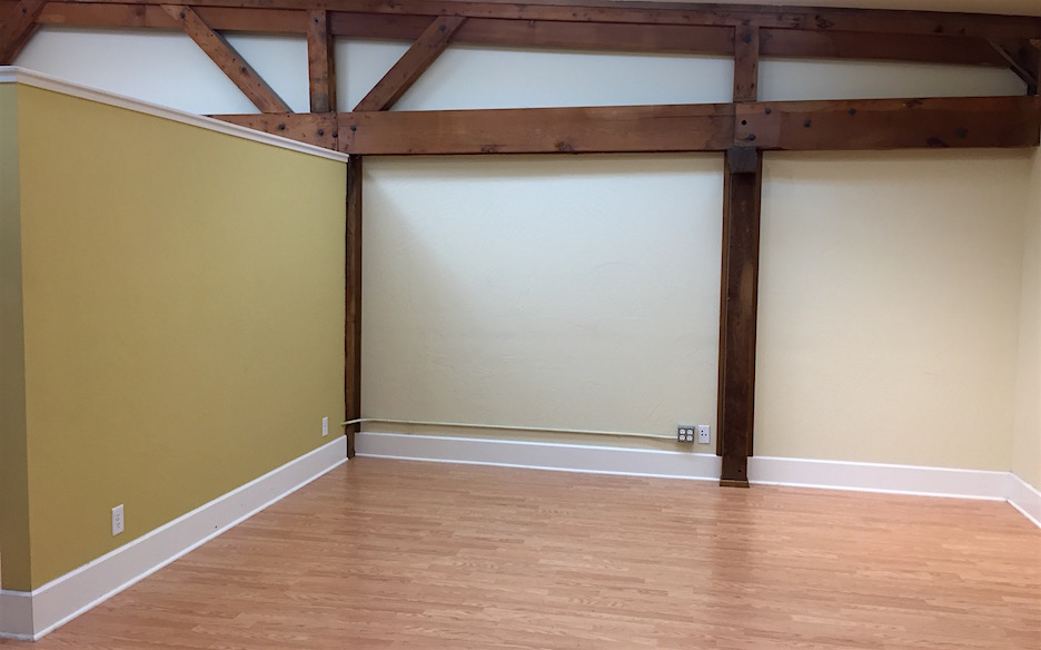 Suite 11; Work Area.